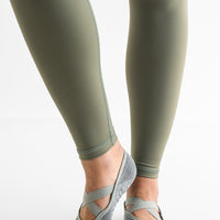 זוג גרביים פילאטיס גרבי פילאטיס מונעות החלקה